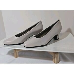 Mark Lemp Womens Pumps Size 6N Vicki White Pearl Color